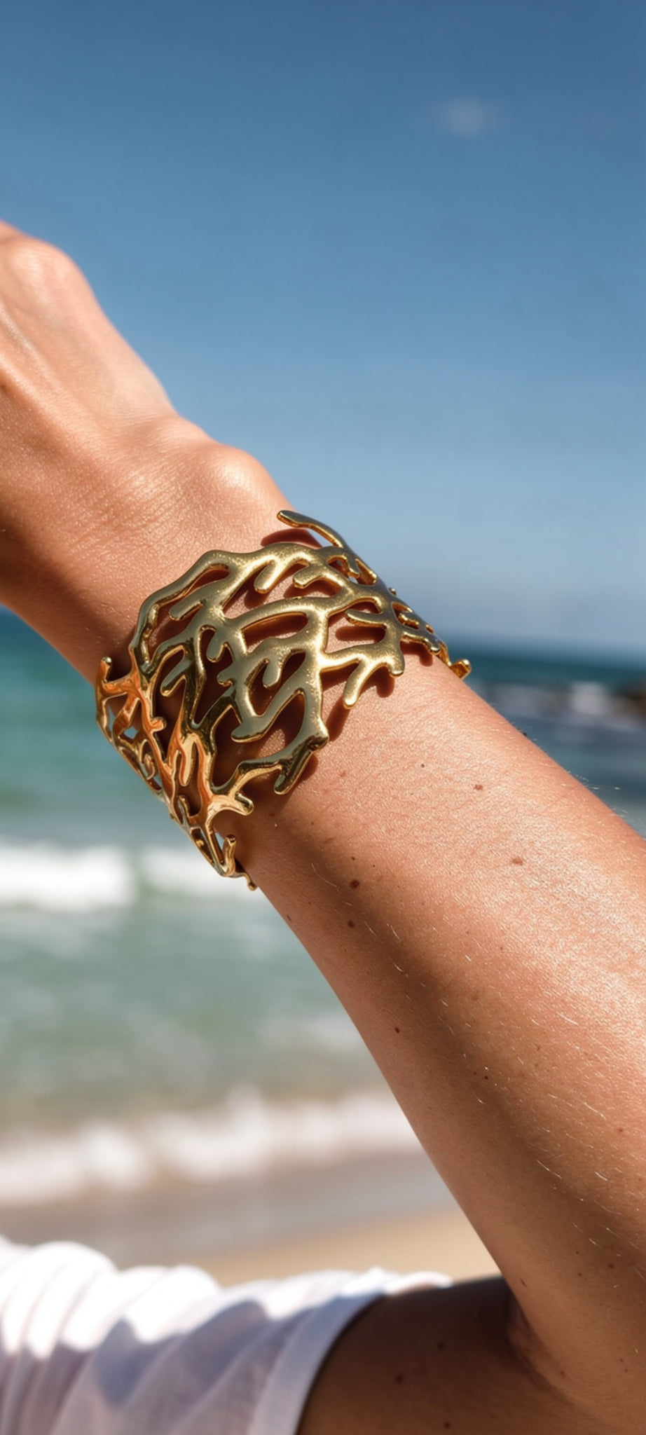 BRACCIALE RIGIDO KORALIA