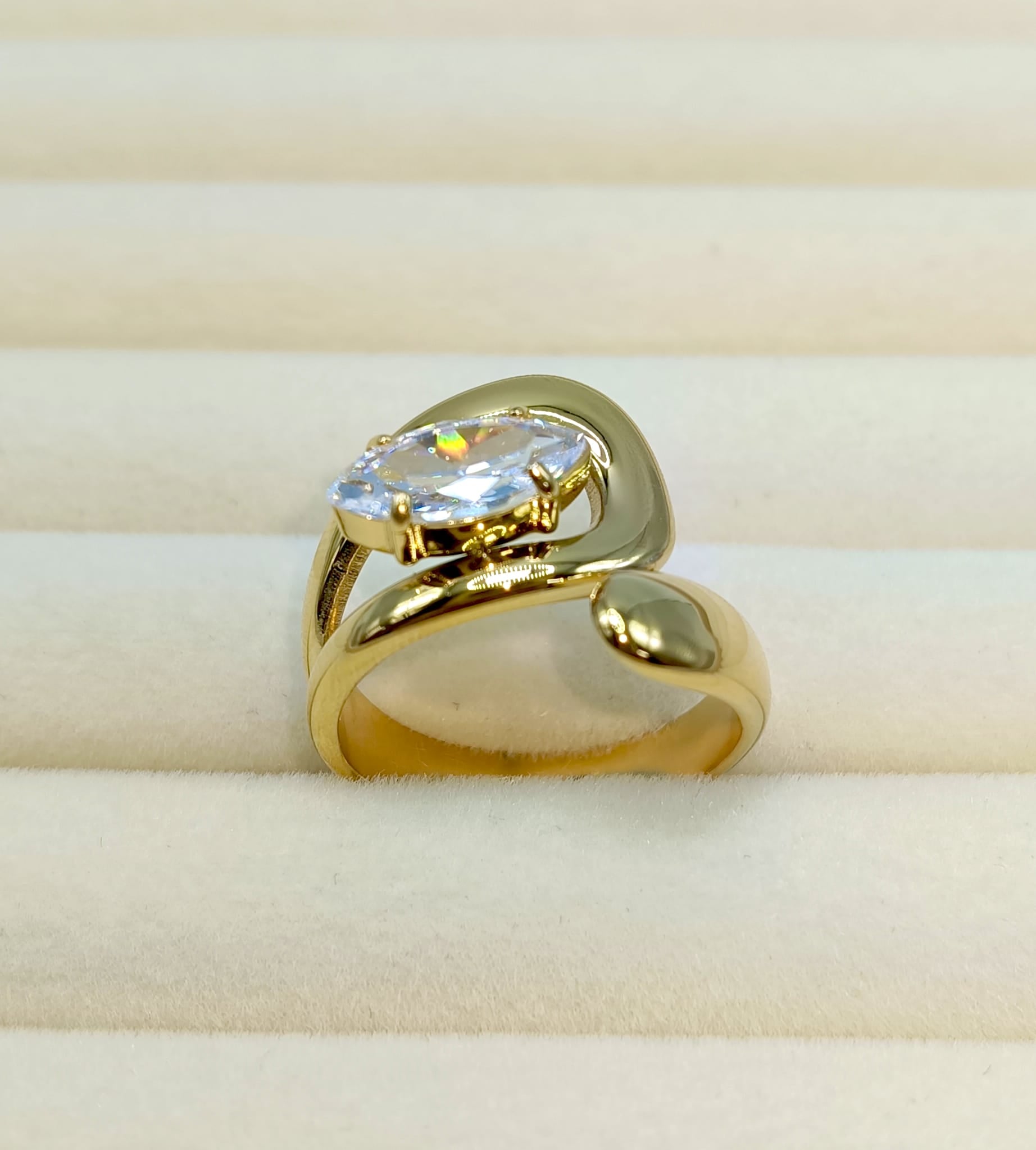 ANELLO ABBRACCIO