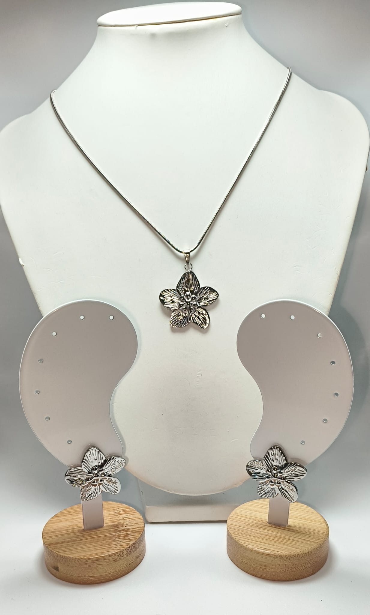 PARURE  FIORE D'ACCIAIO