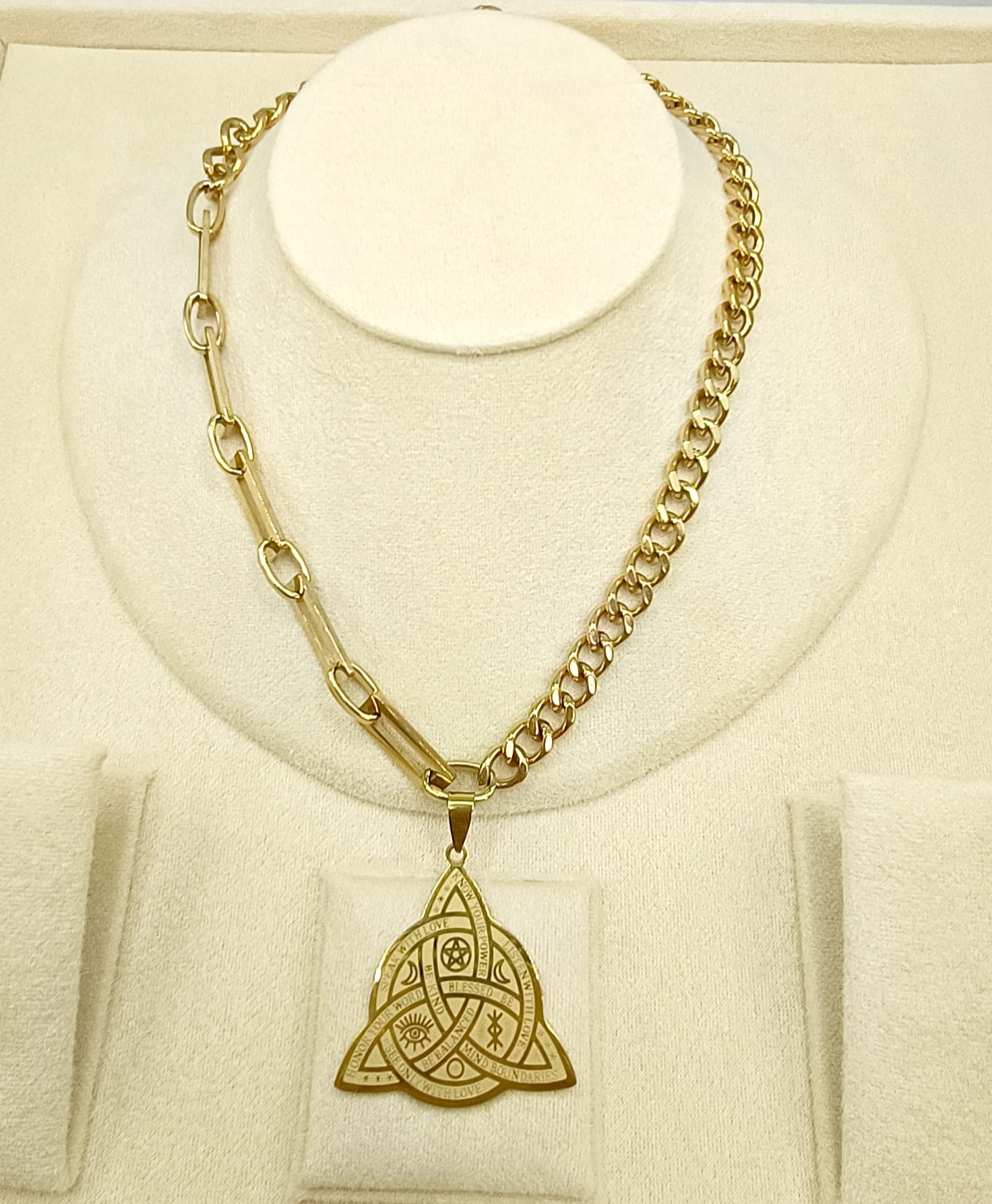 COLLANA VERBA MAGICA