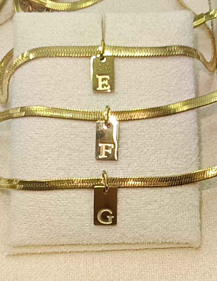COLLANA INIZIALE TAG GOLD (Firma di luce)